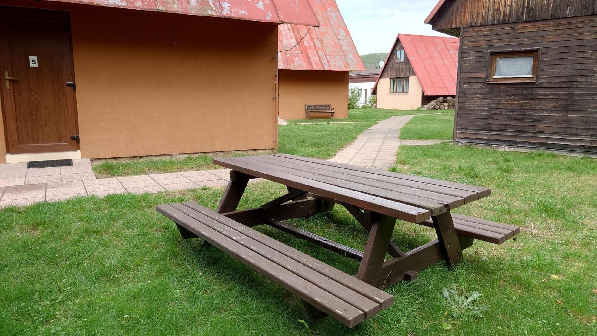 Raj Sportovni A Rekreacni Resort Branzez Kněžmost Esterno foto