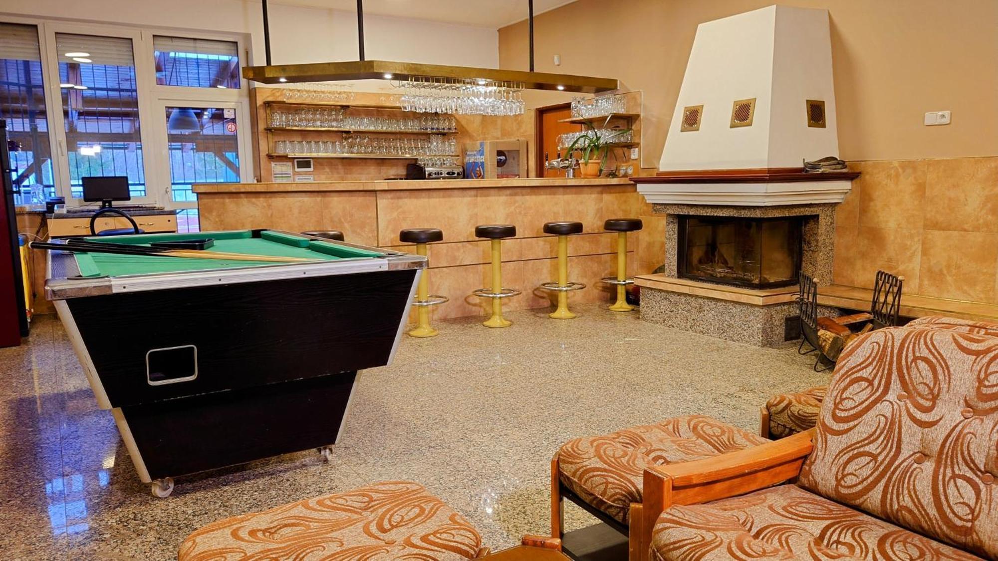 Raj Sportovni A Rekreacni Resort Branzez Kněžmost Esterno foto