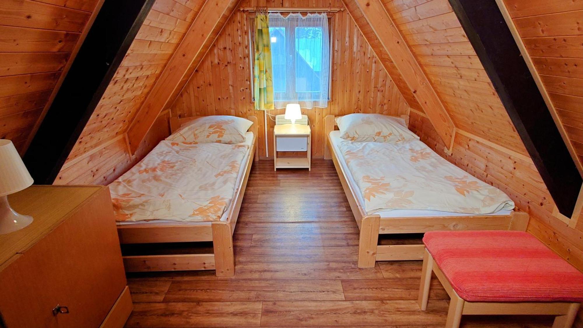 Raj Sportovni A Rekreacni Resort Branzez Kněžmost Esterno foto